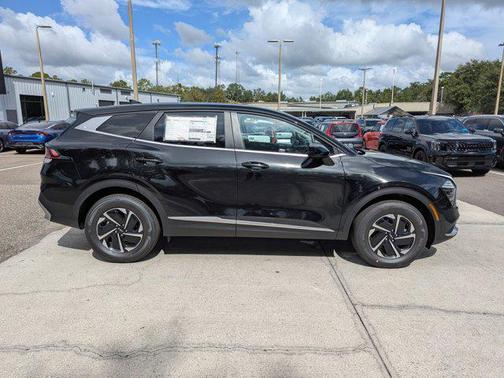 2025 Kia Sportage Hybrid LX