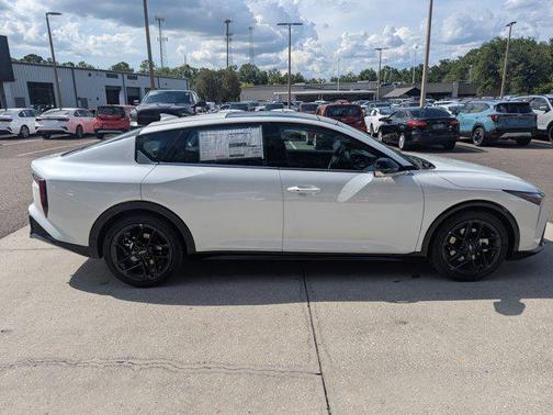 2025 Kia K4 GT-Line Turbo