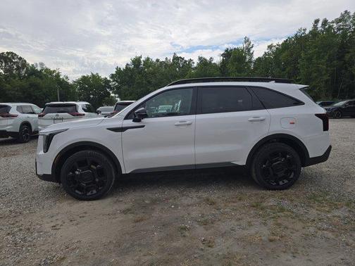 Glacial White Pearl 2026 Kia Sorento SX