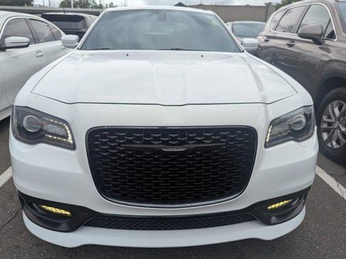 2019 Chrysler 300 S