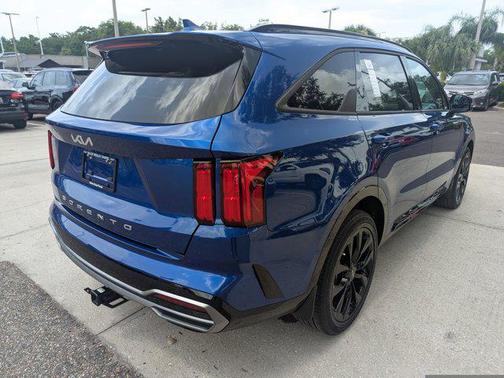 2022 Kia Sorento SX