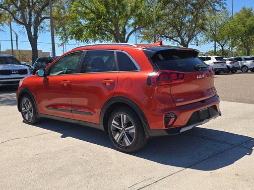 Solar Orange 2022 Kia Niro LXS