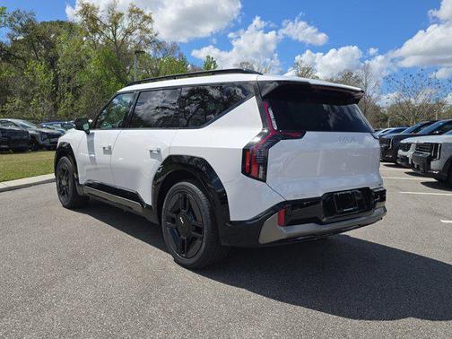 2026 Kia EV9 GT-Line