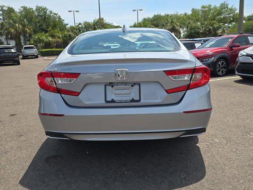 Lunar Silver Metallic 2019 Honda Accord LX