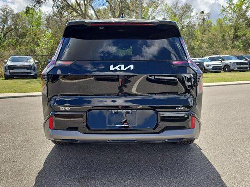 2026 Kia EV9 GT-Line