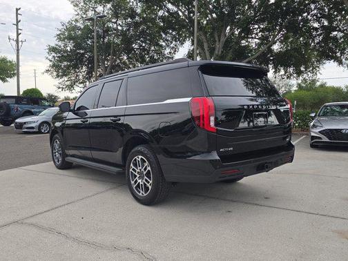Agate Black Metallic 2025 Ford Expedition Max Active 4x4