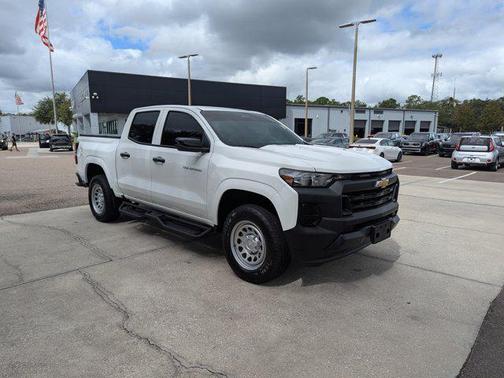 2024 Chevrolet Colorado WT