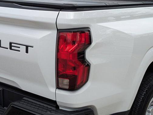 2024 Chevrolet Colorado WT