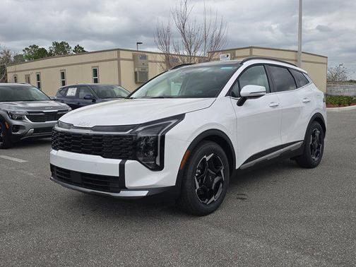 Glacial White Pearl 2026 Kia Sportage EX