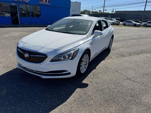 2018 Buick LaCrosse Essence