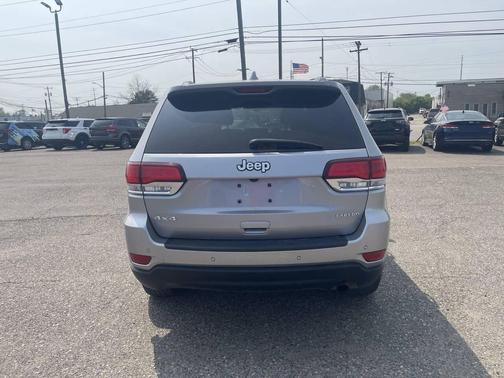 2020 Jeep Grand Cherokee Laredo