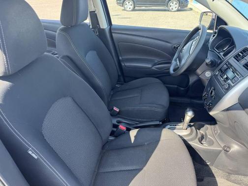 2018 Nissan Versa 1.6 SV