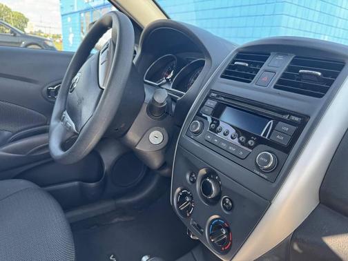 2018 Nissan Versa 1.6 SV