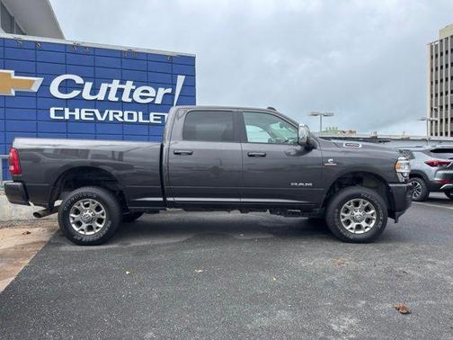 2024 RAM 2500 Laramie Crew Cab 4x4 6'4' Box