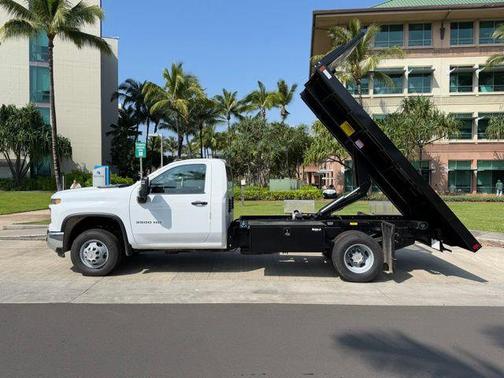 Summit White 2025 Chevrolet Silverado 3500 WT