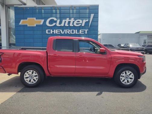 2022 Nissan Frontier SV
