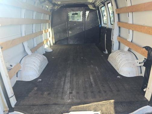 2021 GMC Savana 2500 Work Van