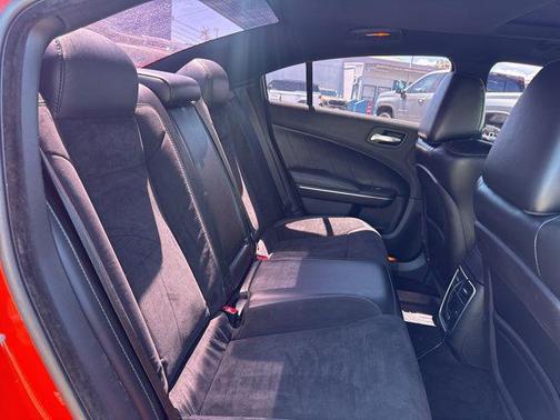 Go Mango 2016 Dodge Charger R/T Scat Pack