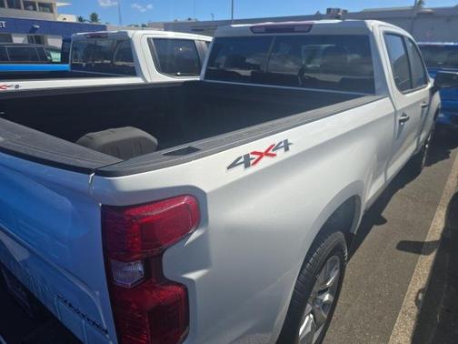 2025 Chevrolet Silverado 1500 Custom