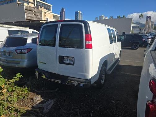 2022 Chevrolet Express 2500 RWD 2500 Regular Wheelbase WT