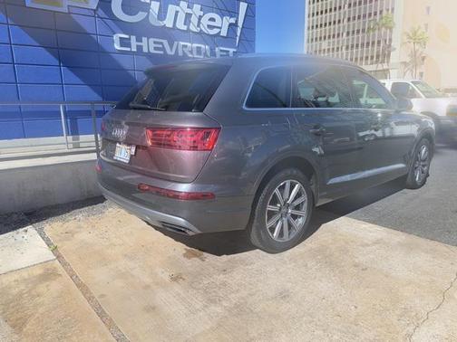 2019 Audi Q7 45 Premium