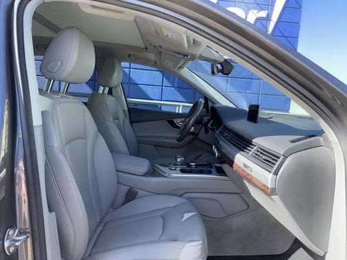 2019 Audi Q7 45 Premium
