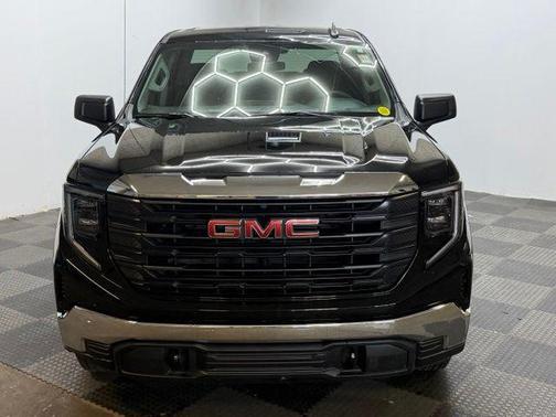 Onyx Black 2025 GMC Sierra 1500 Pro