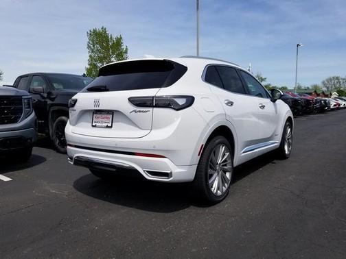 Iridescent White Tricoat 2026 Buick Envision Avenir AWD