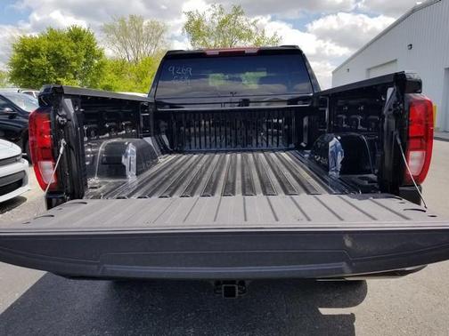 Onyx Black 2026 GMC Sierra 1500 Elevation