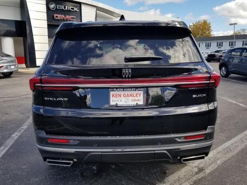2025 Buick Enclave Preferred FWD