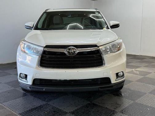 2014 Toyota Highlander Limited Platinum