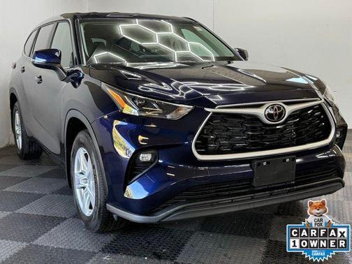 2024 Toyota Highlander LE