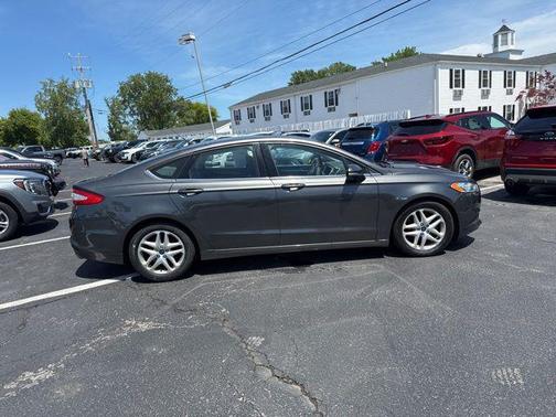 Ruby Red Tinted Clearcoat 2015 Ford Fusion SE