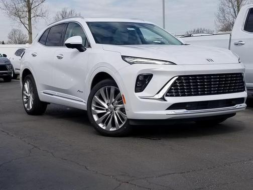 Iridescent White Tricoat 2026 Buick Envision Avenir AWD