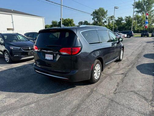 2019 Chrysler Pacifica Touring L