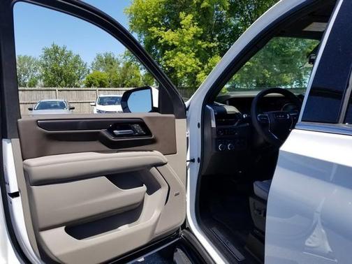 Summit White 2026 GMC Yukon 4WD Elevation