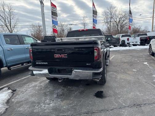 2017 GMC Sierra 1500 SLT