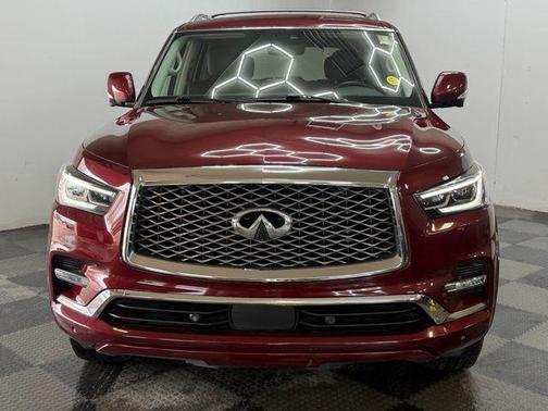 2021 INFINITI QX80 Luxe