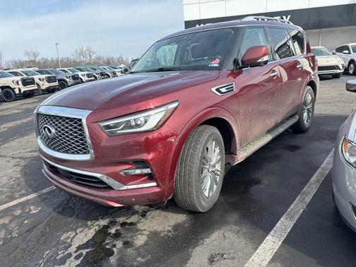 2021 INFINITI QX80 Luxe