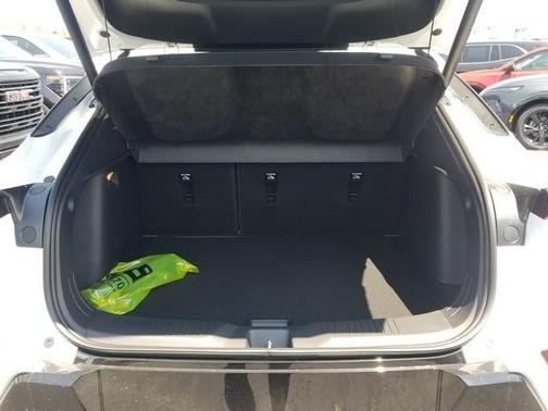 Summit White 2026 Buick Envista Sport Touring FWD