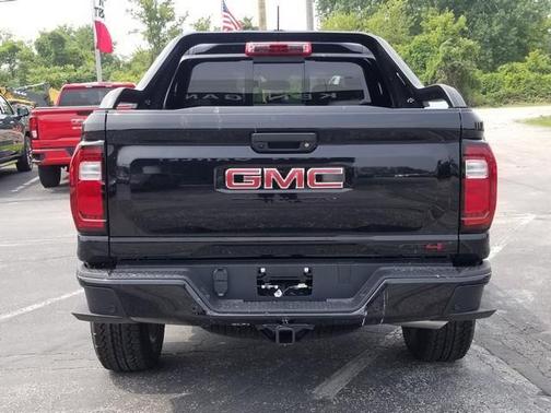 2025 GMC Canyon Base