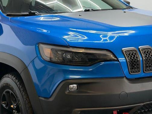 2020 Jeep Cherokee Trailhawk