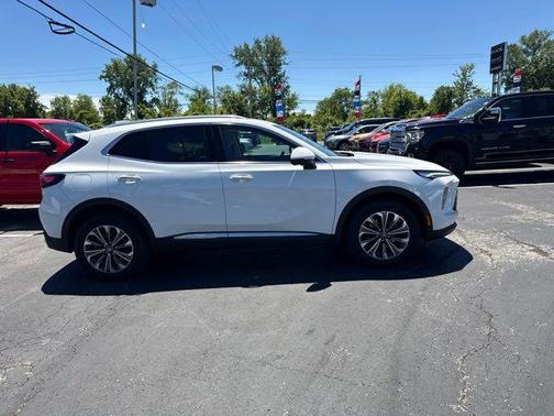Summit White 2024 Buick Envision Preferred AWD