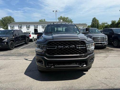 2022 RAM 2500 Big Horn Crew Cab 4x4 6'4' Box