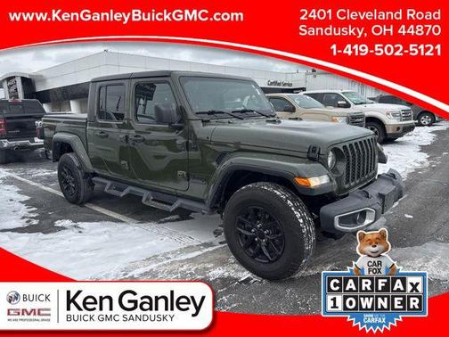 2022 Jeep Gladiator Sport S