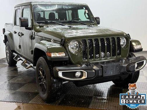 2022 Jeep Gladiator Sport S
