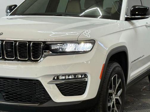 2023 Jeep Grand Cherokee Limited X