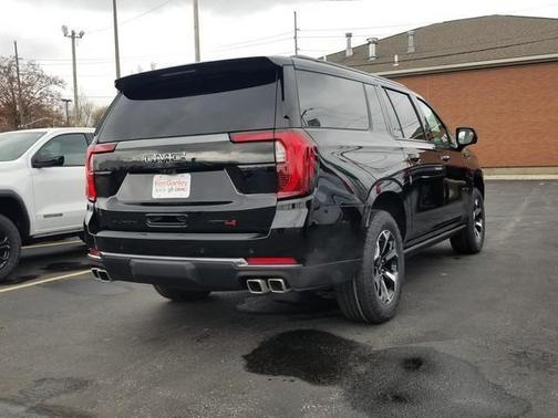 Onyx Black 2026 GMC Yukon XL 4WD AT4