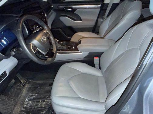 2024 Toyota Highlander Limited