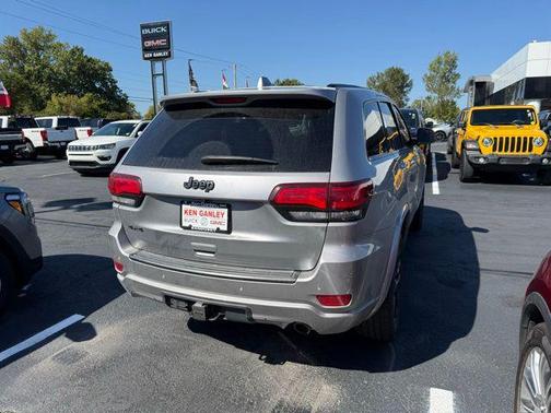 2021 Jeep Grand Cherokee Laredo